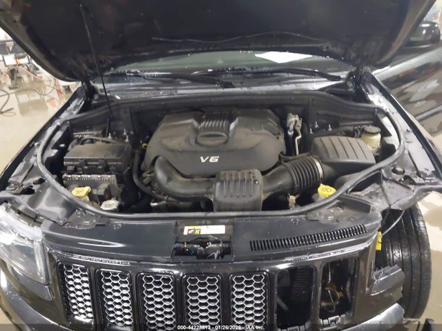 1C4RJFAGXFC752105 Jeep Grand Cherokee Altitude