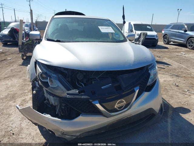 JN1BJ1CR5KW349891 Nissan Rogue Sport S
