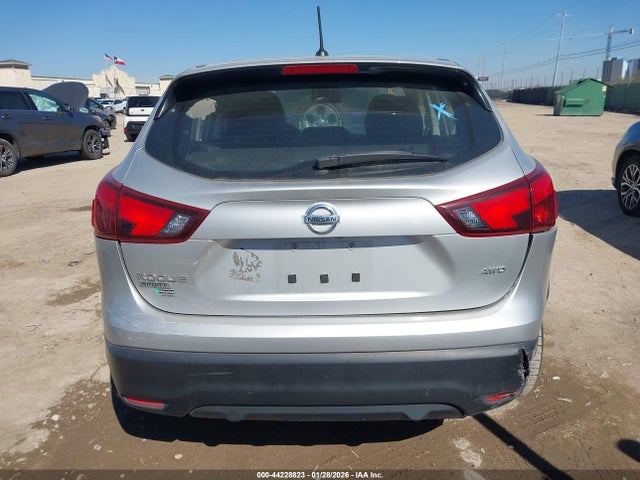 JN1BJ1CR5KW349891 Nissan Rogue Sport S