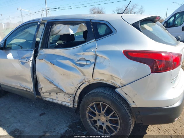 JN1BJ1CR5KW349891 Nissan Rogue Sport S