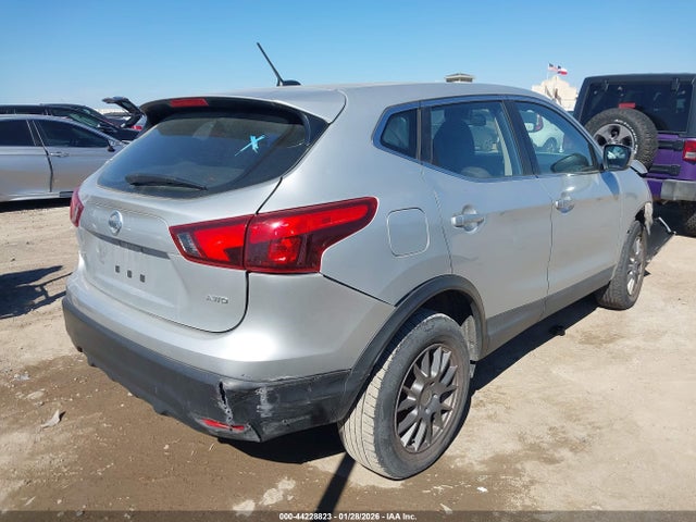 JN1BJ1CR5KW349891 Nissan Rogue Sport S
