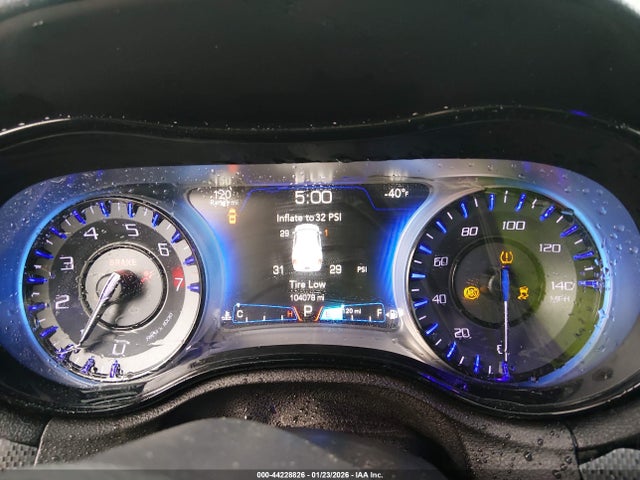 44228826 :رقم المزاد ، 2C3CCABG3FH864442 vin ، 2015 Chrysler 300 300s مزاد بيع