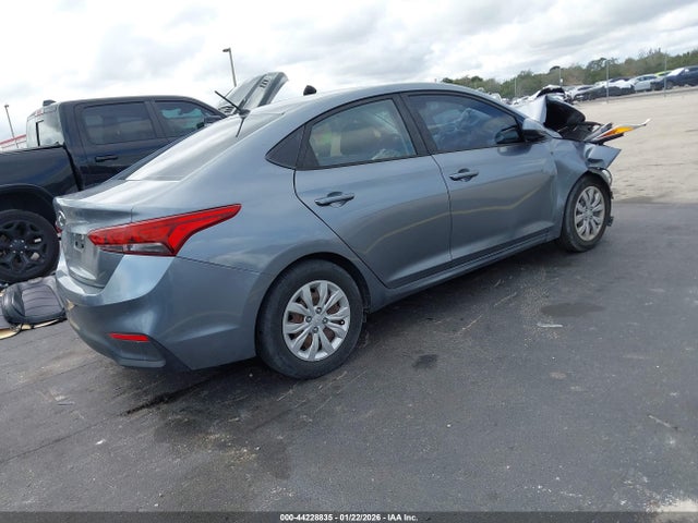 2020 HYUNDAI ACCENT 3KPC24A61LE120242 Photo 3