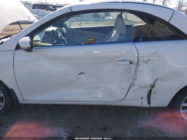 Aukcja sprzedaży 2016 Volkswagen Eos Komfort, vin: WVWBW8AH5GV001104, numer aukcji: 44228850