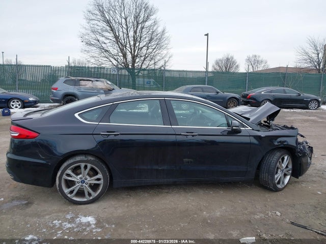 Ford Fusion Titanium 2019 3FA6P0D90KR120985 Image 12