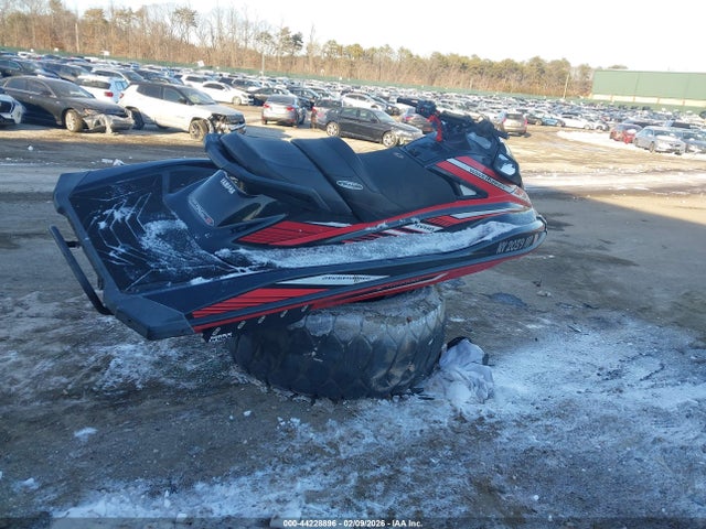 YAMA2027J819 Yamaha Personal Watercraft