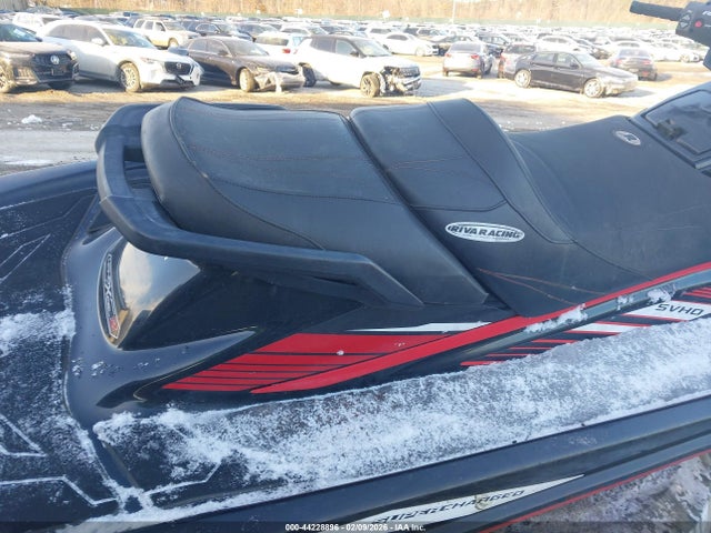 YAMA2027J819 Yamaha Personal Watercraft