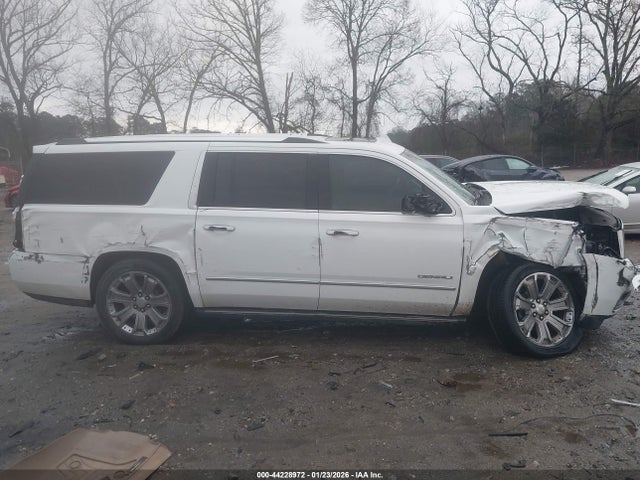 1GKS2HKJ0GR163426 GMC YUKON XL DENALI