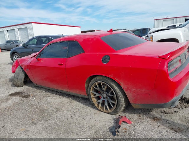44228994 :رقم المزاد ، 2C3CDZDJ6FH704026 vin ، 2015 Dodge Challenger Srt 392 مزاد بيع