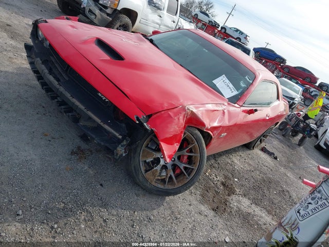 44228994 :رقم المزاد ، 2C3CDZDJ6FH704026 vin ، 2015 Dodge Challenger Srt 392 مزاد بيع