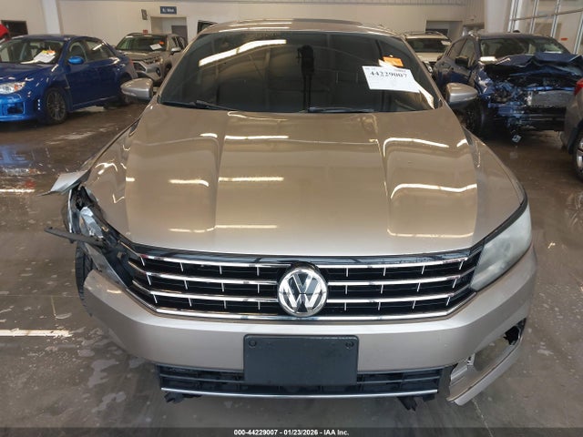 Aukcja sprzedaży 2016 Volkswagen Passat 1.8t Se, vin: 1VWBT7A3XGC014821, numer aukcji: 44229007