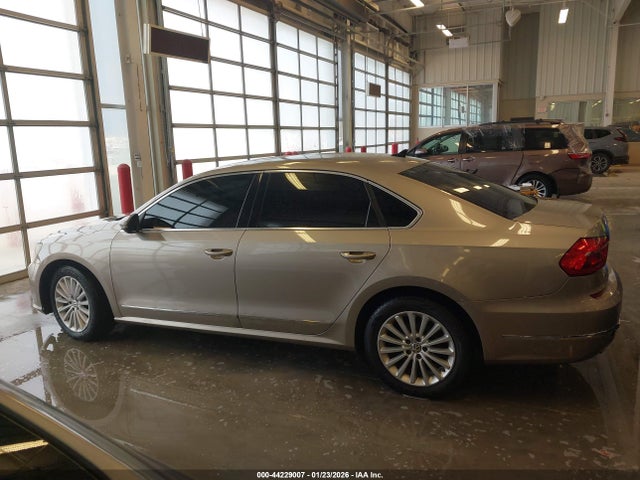 Aukcja sprzedaży 2016 Volkswagen Passat 1.8t Se, vin: 1VWBT7A3XGC014821, numer aukcji: 44229007