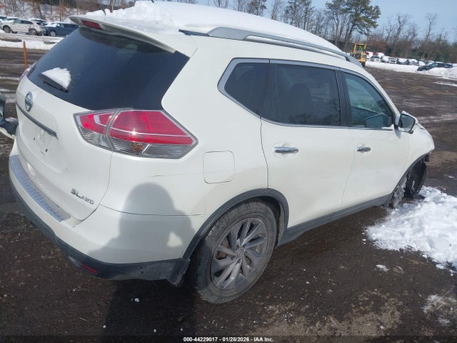 2016 Nissan Rogue Sl მანქანა იყიდება აუქციონზე, vin: 5N1AT2MV8GC887087, აუქციონის ნომერი: 44229017