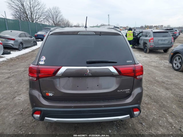 JA4AZ3A35GZ062773 Mitsubishi Outlander Sel