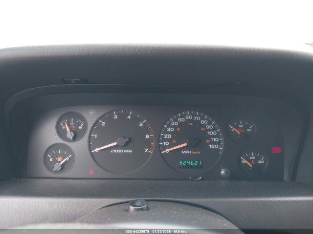 Auction sale of the 2002 Jeep Grand Cherokee Laredo, vin: 1J4GW48S42C108868, lot number: 44229079