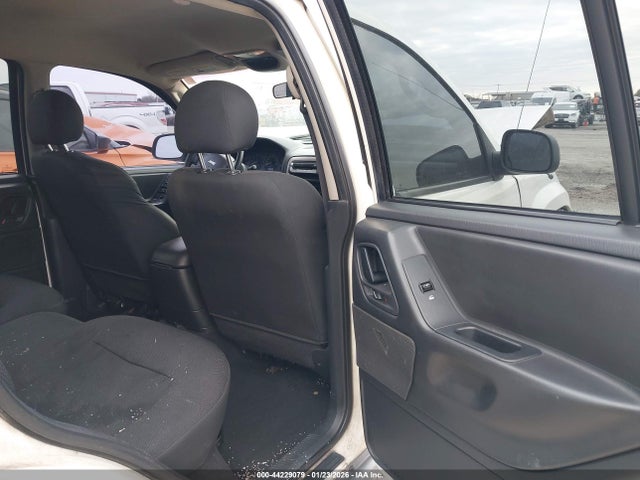 Auction sale of the 2002 Jeep Grand Cherokee Laredo, vin: 1J4GW48S42C108868, lot number: 44229079