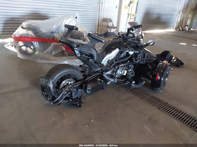 2021 CAN-AM SPYDER ROADSTER 2BXRDDE28MV000554 Photo 3