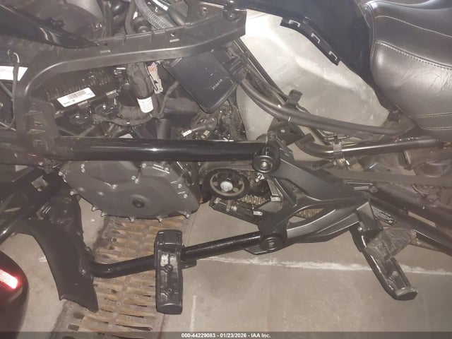 2021 CAN-AM SPYDER ROADSTER 2BXRDDE28MV000554 Photo 8