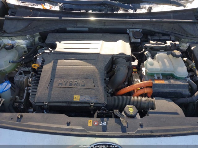 KNDCC3LC4H5043217 KIA NIRO EX