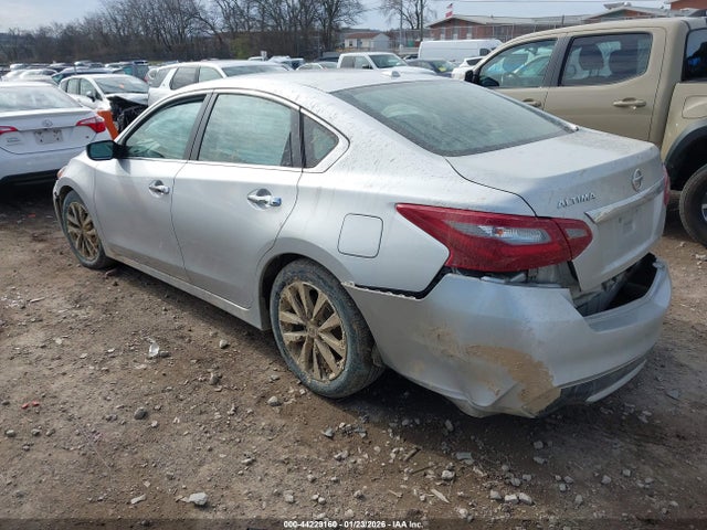 2018 NISSAN ALTIMA 1N4AL3AP8JC266431 Photo 2