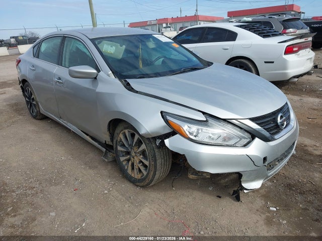 2018 NISSAN ALTIMA 1N4AL3AP8JC266431 Photo 5