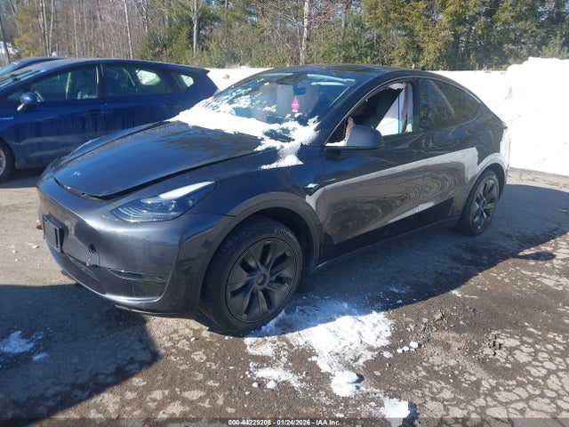 7SAYGDED6SA373999 Tesla Model Y Long Range Dual Motor Rear-wheel Drive