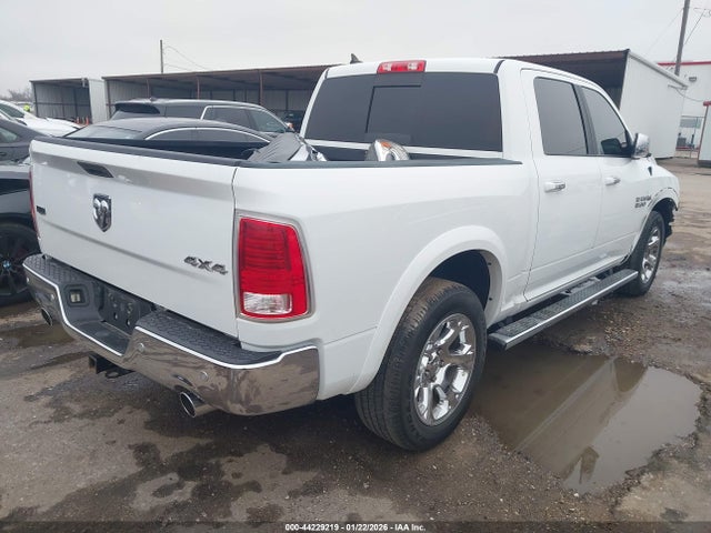 44229219 :رقم المزاد ، 1C6RR7NT8HS773976 vin ، 2017 Ram 1500 Laramie  4x4 5'7 Box مزاد بيع
