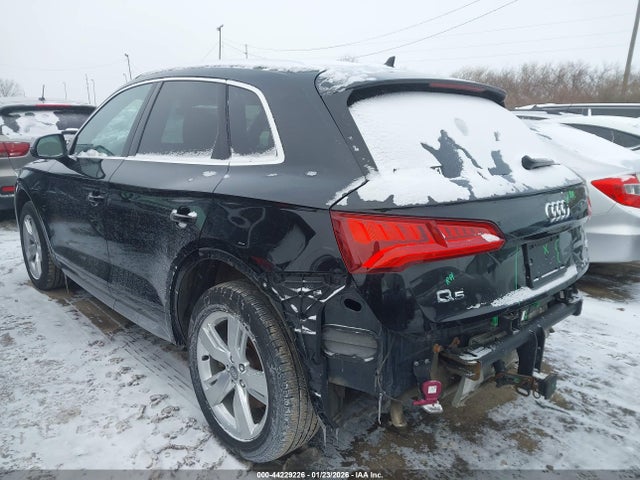 2018 AUDI Q5 WA1BNAFY1J2085444 Photo 2