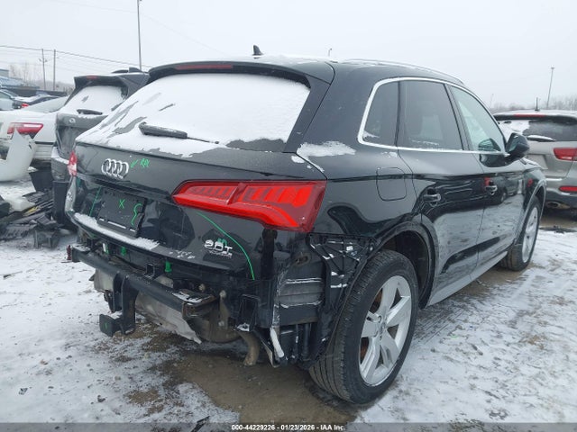 2018 AUDI Q5 WA1BNAFY1J2085444 Photo 3