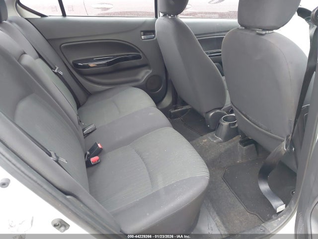 2017 MITSUBISHI MIRAGE G4 ML32F4FJ4HHF08814 Photo 7
