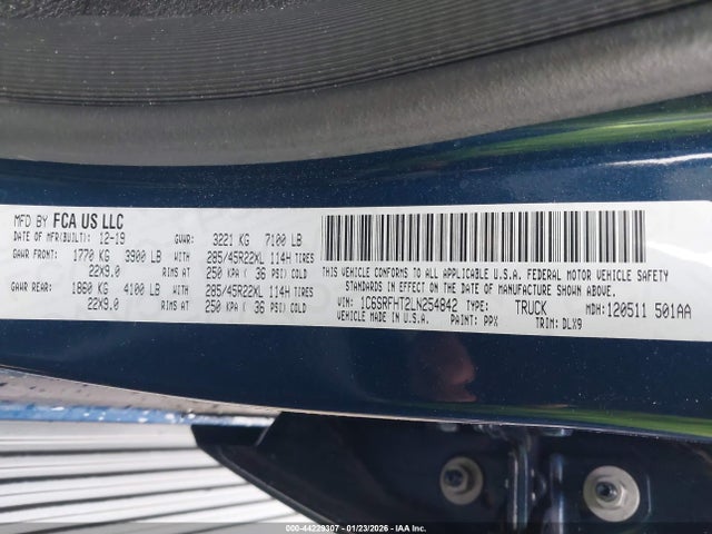 2020 RAM 1500 1C6SRFHT2LN254842 Photo 8