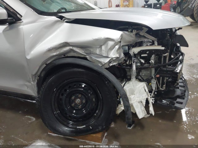JN8AT2MT6GW005744 Nissan ROGUE S