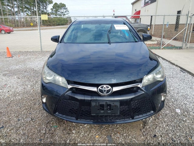 4T1BF1FK1HU342272 Toyota CAMRY SE