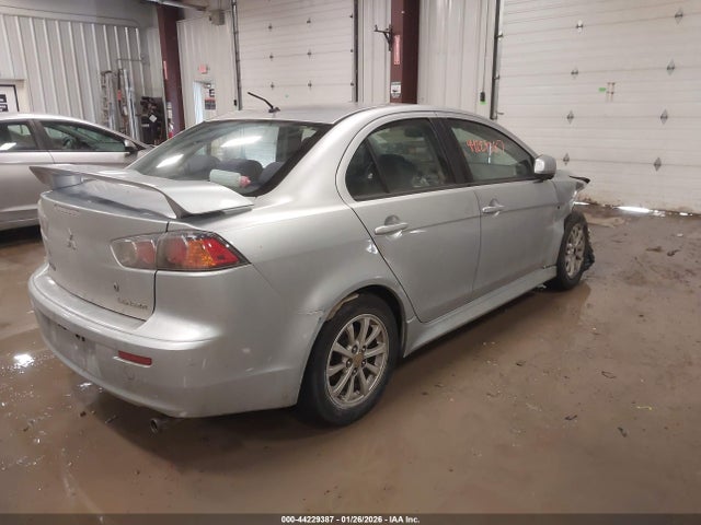 2011 MITSUBISHI LANCER JA32U2FU1BU039984 Photo 3