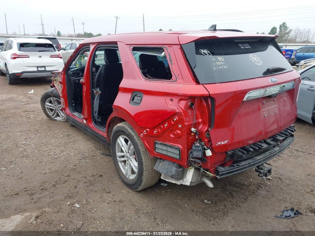 2024 FORD EXPLORER 1FMSK7DH6RGA13881 Photo 2