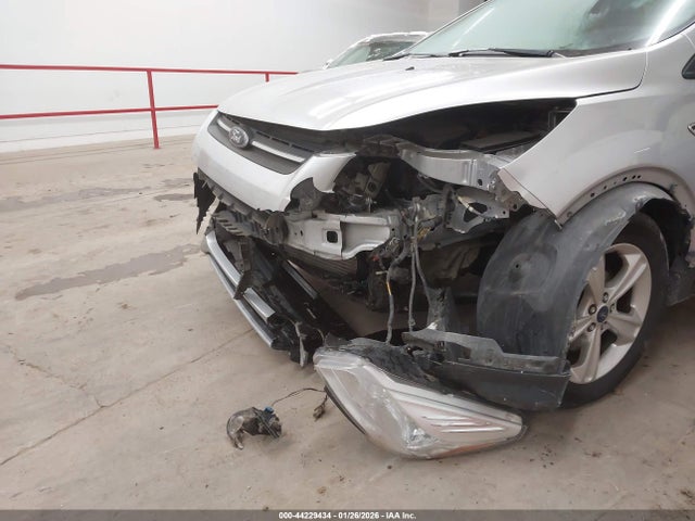 1FMCU9GX8EUA70351 Ford ESCAPE SE