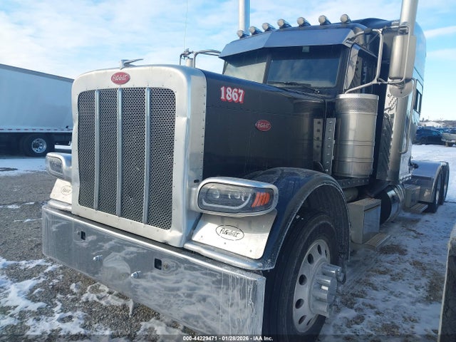 44229471 :رقم المزاد ، 1XPXD49X1JD433524 vin ، 2018 Peterbilt 389 مزاد بيع