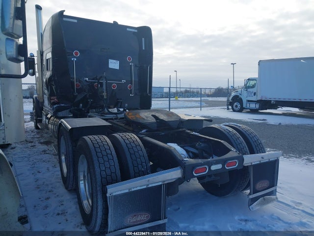 44229471 :رقم المزاد ، 1XPXD49X1JD433524 vin ، 2018 Peterbilt 389 مزاد بيع
