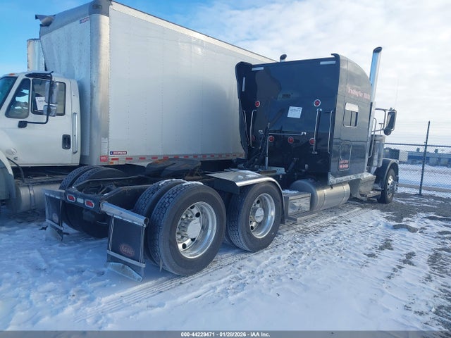 44229471 :رقم المزاد ، 1XPXD49X1JD433524 vin ، 2018 Peterbilt 389 مزاد بيع