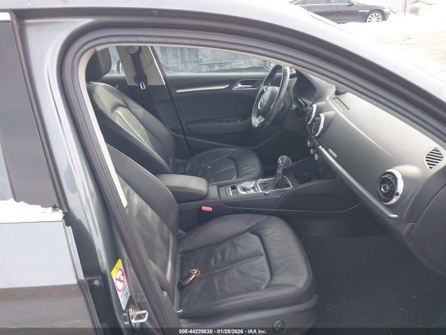 2015 AUDI A3 WAUEFGFF3F1001216 Photo 4