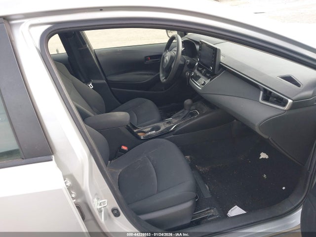 JTDEPMAEXN3016389 Toyota COROLLA LE