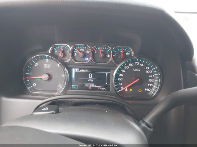 44229720 :رقم المزاد ، 1GKS2BKC2HR193589 vin ، 2017 Gmc Yukon Slt مزاد بيع