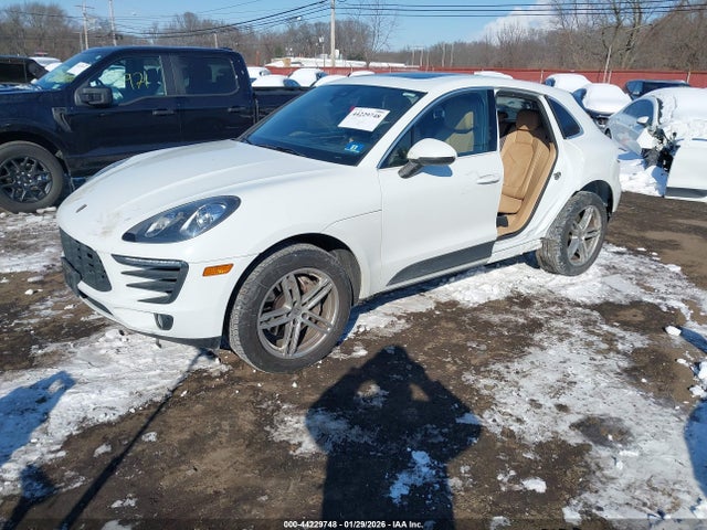 2017 PORSCHE MACAN WP1AB2A56HLB15442 Photo 1