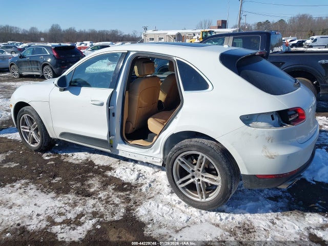 2017 PORSCHE MACAN WP1AB2A56HLB15442 Photo 5