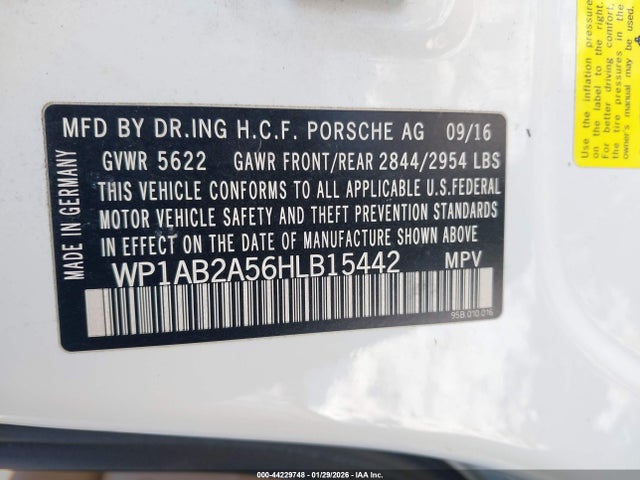 2017 PORSCHE MACAN WP1AB2A56HLB15442 Photo 8