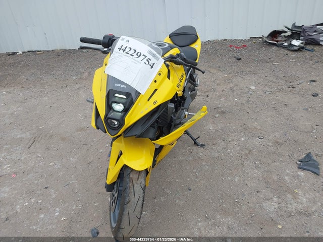 JS1EM13B8R7100942 Suzuki Gsx800 F