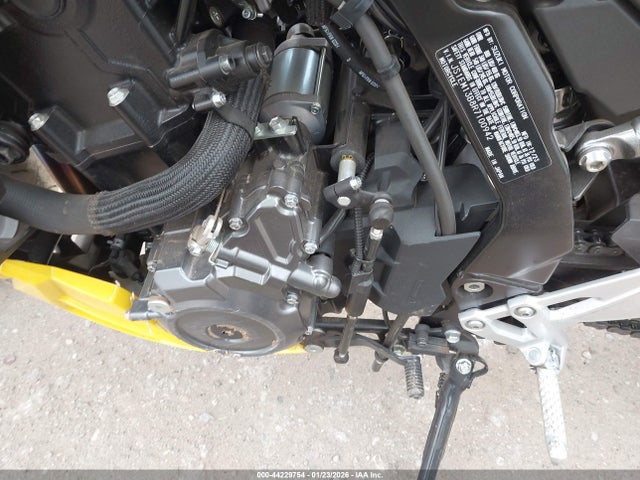 JS1EM13B8R7100942 Suzuki Gsx800 F