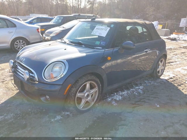 2010 MINI COOPER WMWMR3C57ATU97951 Photo 1