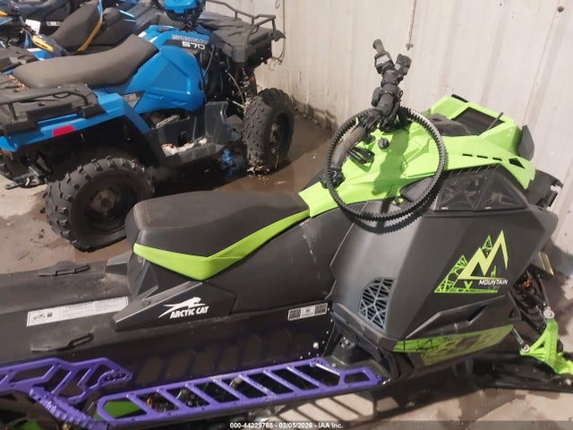 Aukcja sprzedaży 2025 Arctic Cat Mountain Cat 858, vin: 4UF1S2JH9ST101109, numer aukcji: 44229788