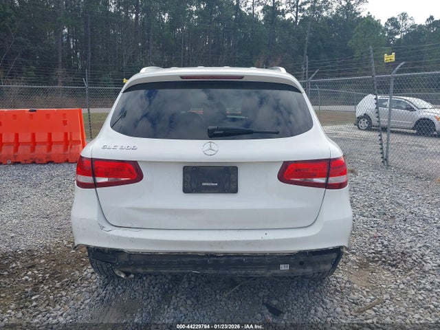 Продажа на аукционе авто 2017 Mercedes-benz Glc 300, vin: WDC0G4JBXHF221983, номер лота: 44229794